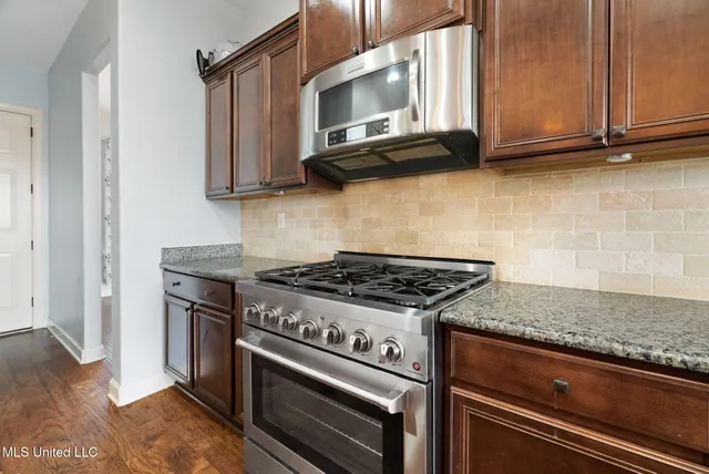 $518,900 | 4809 Bakersfield Drive, Nesbit, MS 38651