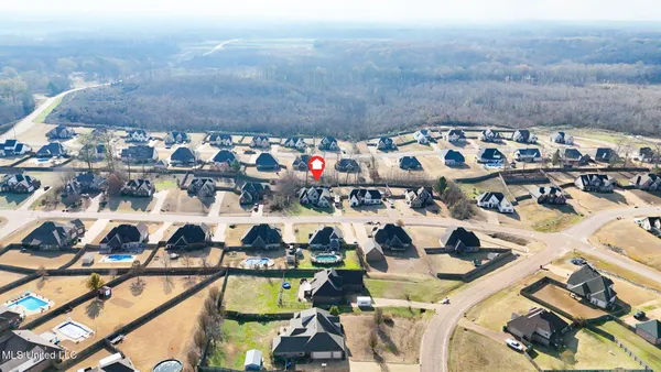 $518,900 | 4809 Bakersfield Drive, Nesbit, MS 38651