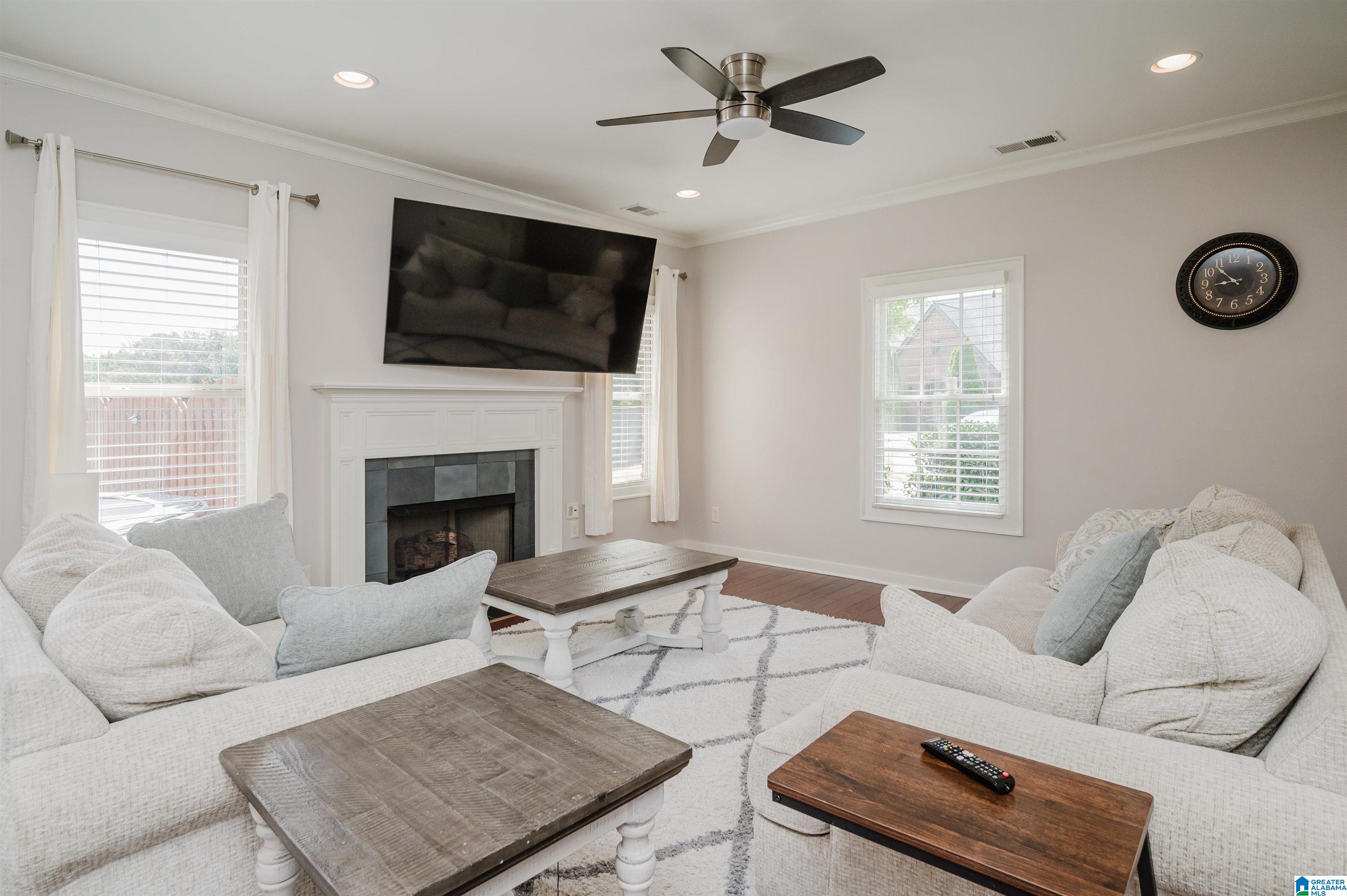 1586 Chace Way Birmingham, AL 35244 - Photo 7 of 40