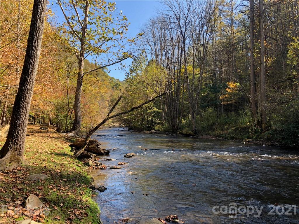 0 Laurel Heights Road, Unit 35 Highlands, NC 28741 - Photo 5 of 14 Gallery Image 5