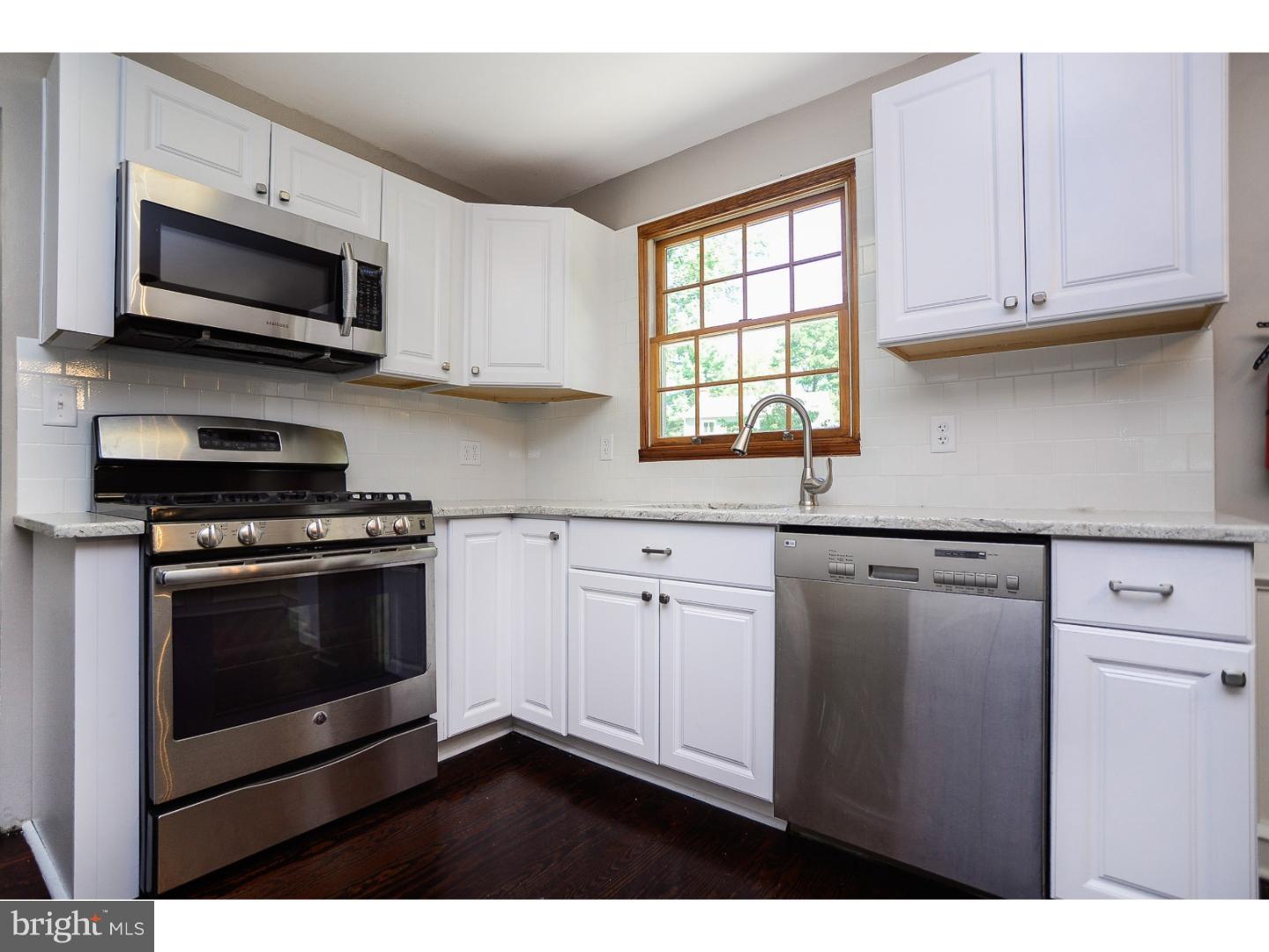 106 Hamilton Road Marlton, NJ 08053 - Photo 10 of 25 Gallery Image 10