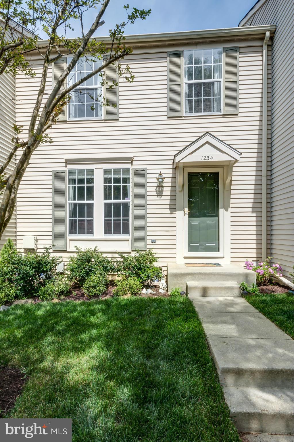 1234 Quaker Ridge Drive Arnold, MD 21012 - Photo 1 of 26 Welcoming front entrance with front of house parki