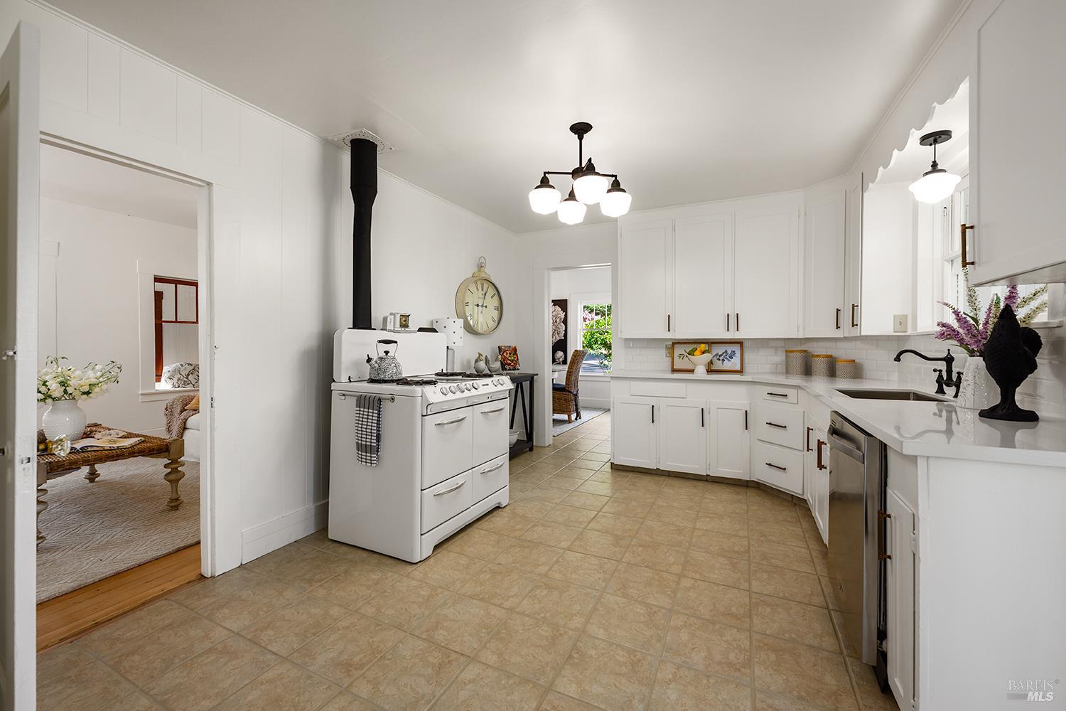 7357 Covey Road Forestville, CA 95436 - Photo 16 of 45