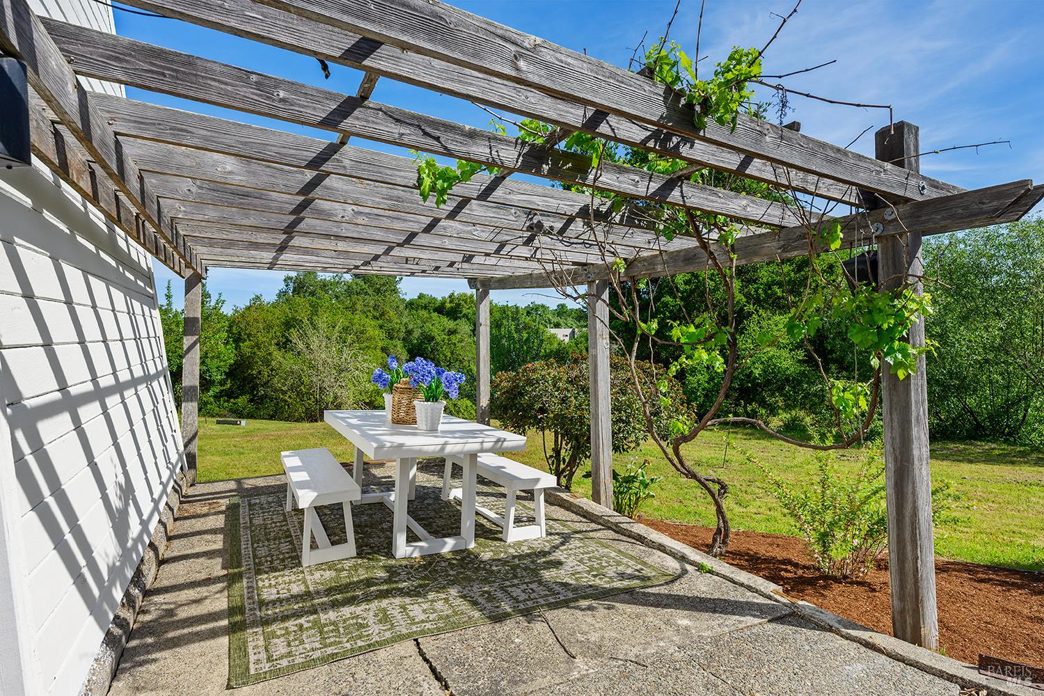 7357 Covey Road Forestville, CA 95436 - Photo 3 of 45