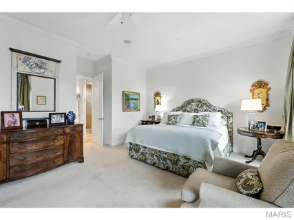 $1,550,000 | 8025 Maryland Avenue, Unit 10E, St. Louis, MO 63105