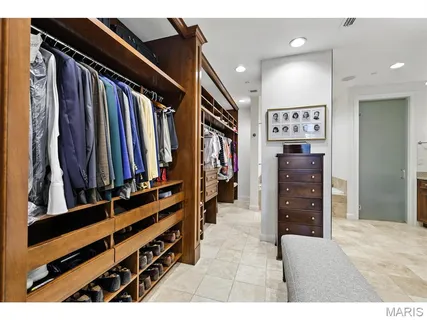 $1,550,000 | 8025 Maryland Avenue, Unit 10E, St. Louis, MO 63105