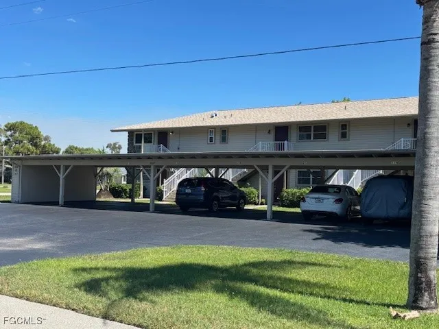 a view of building with an outdoor space