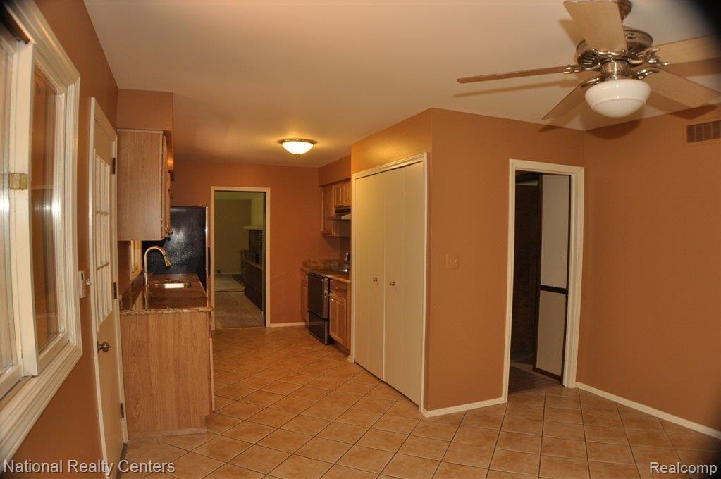 3100 Trilogy Road Milford, MI 48381 - Photo 7 of 24 DSC_0842.JPG