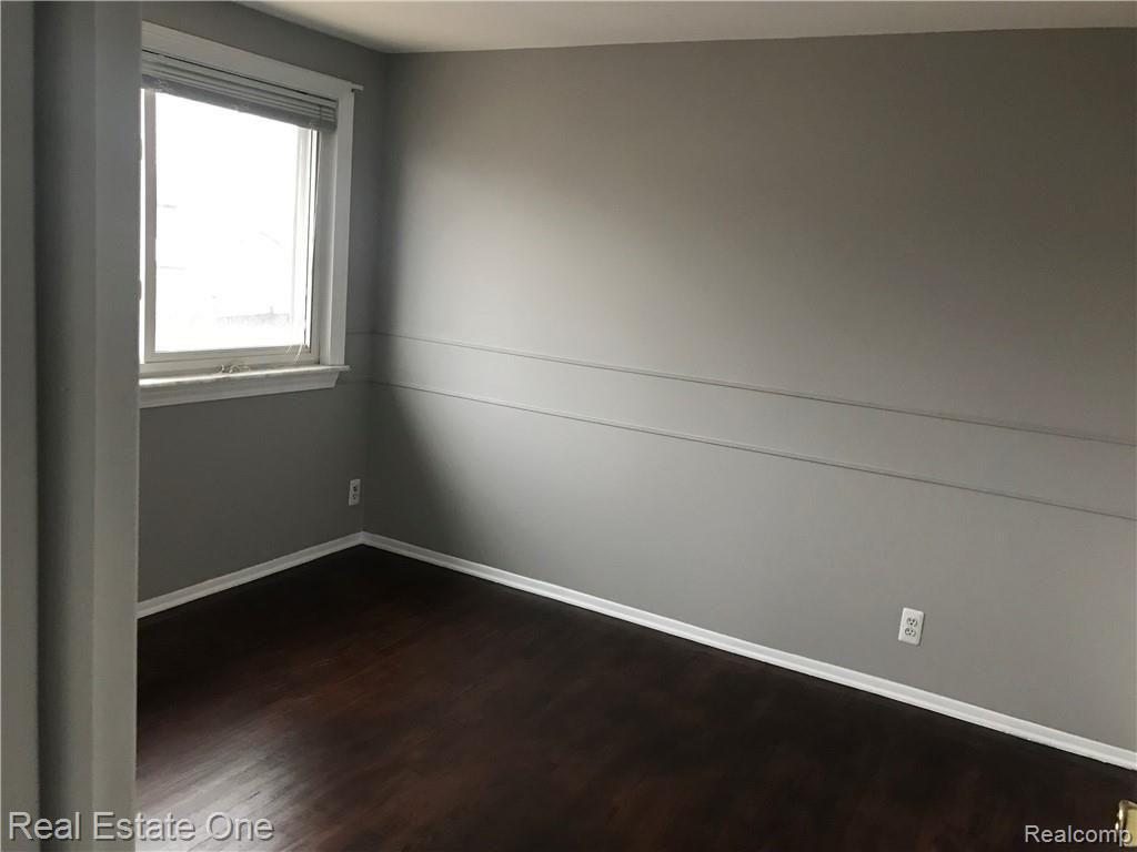 8401 18 18 Mile Road, Unit 3 Sterling Heights, MI 48313 - Photo 11 of 16
