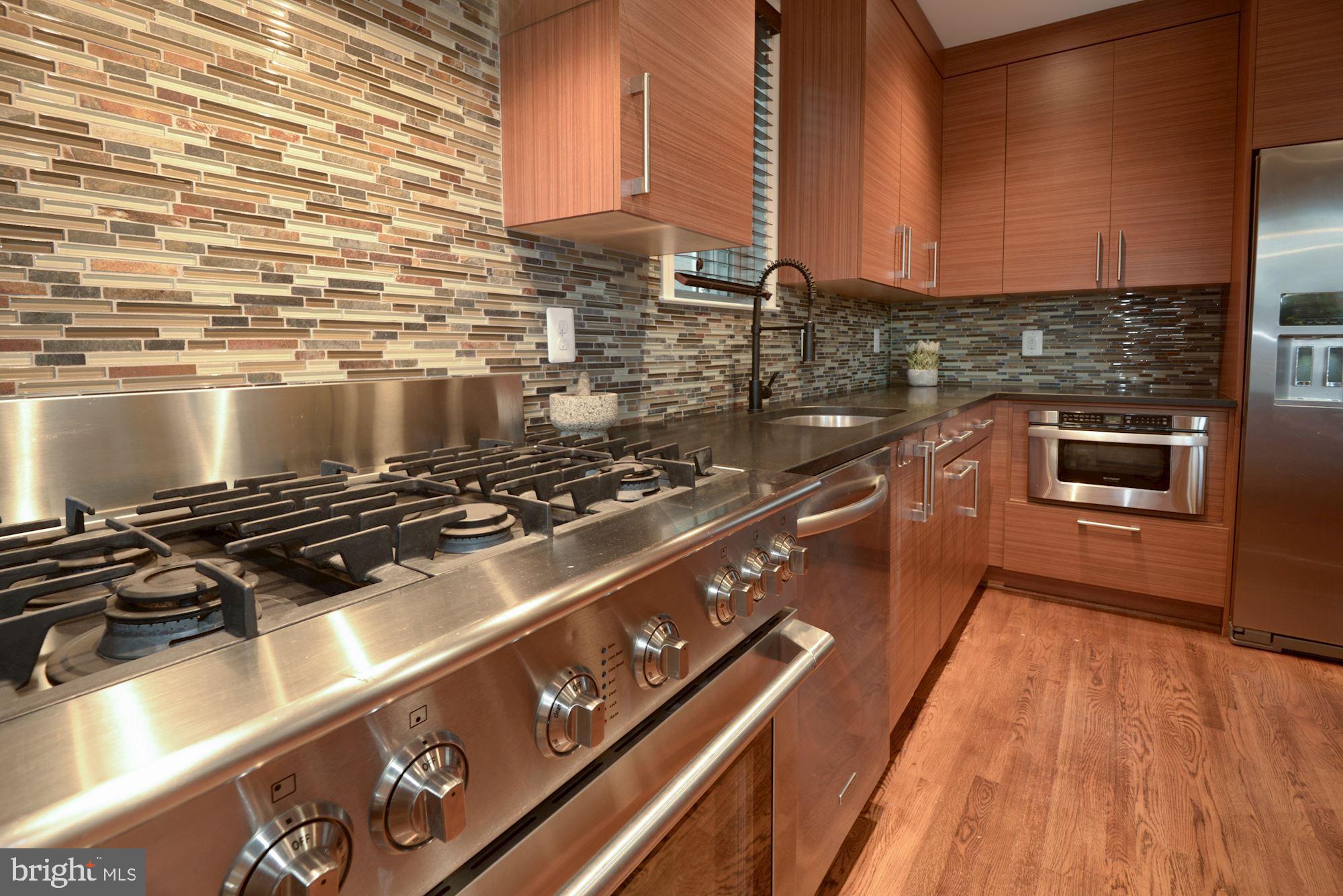 4107 Fessenden Street Northwest Washington, DC 20016 - Photo 21 of 52 Six Burner Gas Range