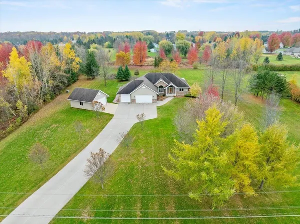 $554,900 | 111133 Mann Street, Marshfield, WI 54449