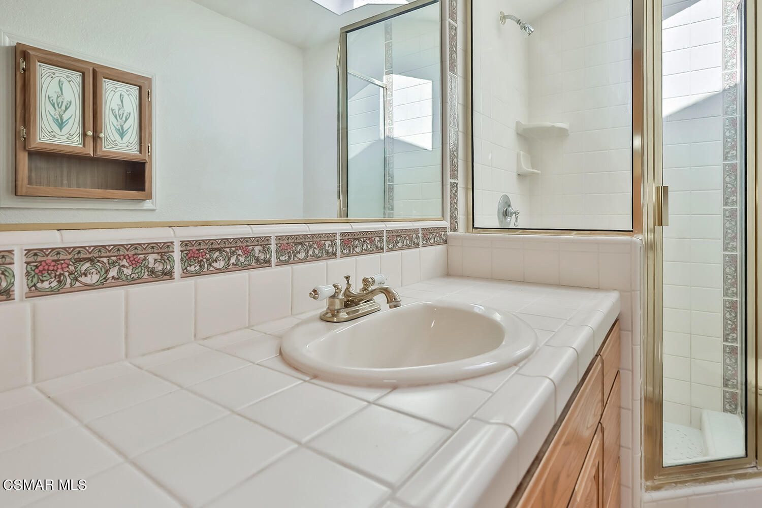 263 Brook Road Newbury Park, CA 91320 - Photo 27 of 44 hPrimary Bedroom Suite7