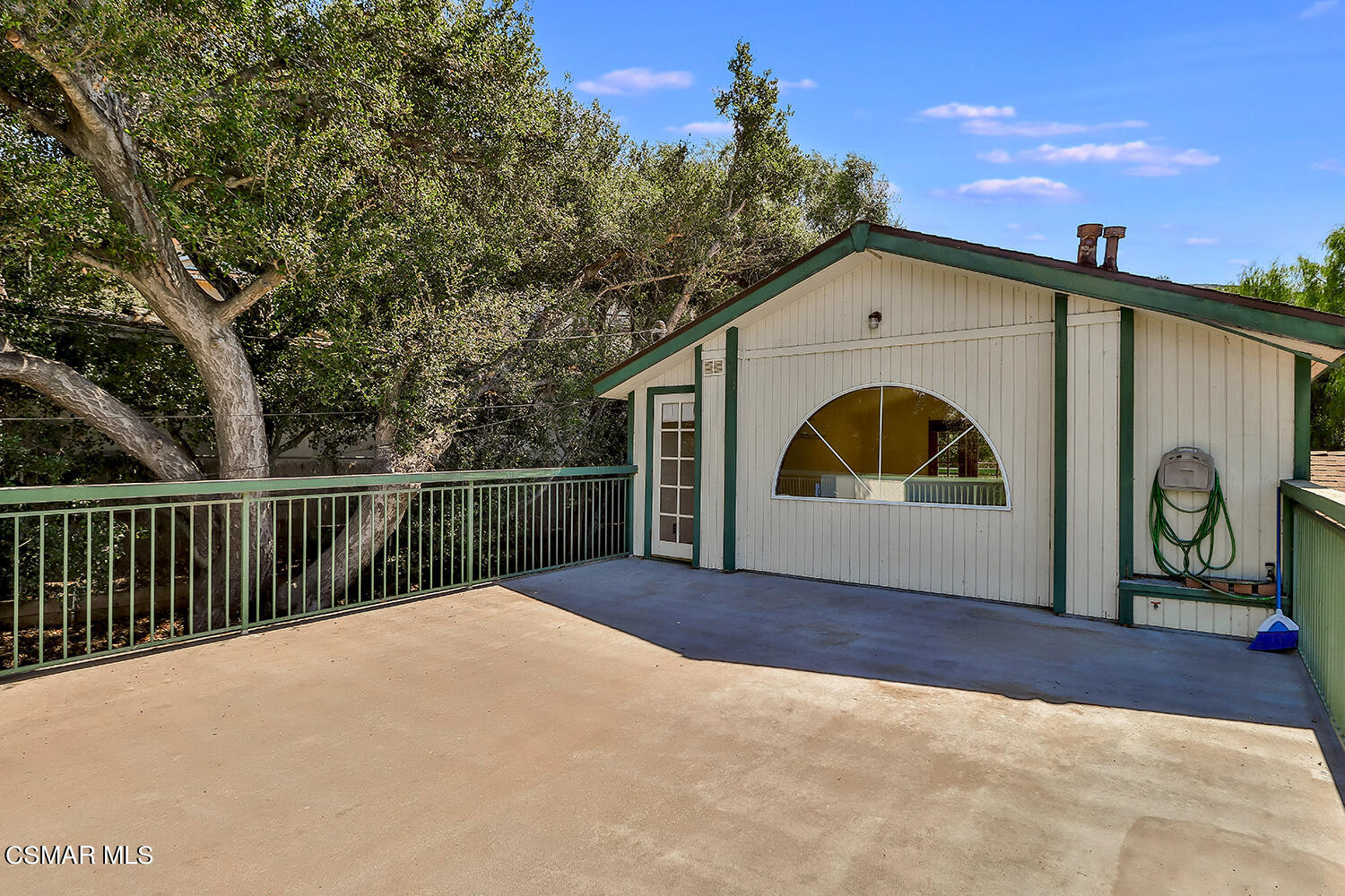 263 Brook Road Newbury Park, CA 91320 - Photo 35 of 44 iBalconies and View7