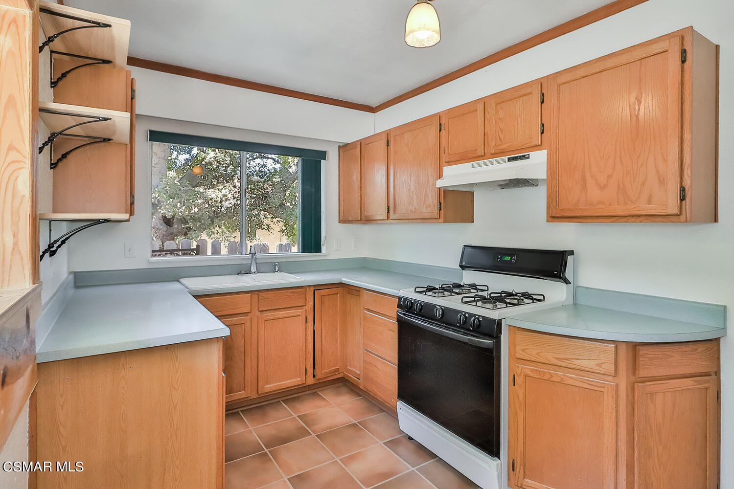 263 Brook Road Newbury Park, CA 91320 - Photo 9 of 44 cKitchen2