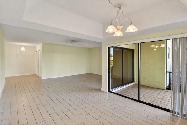 $539,000 | 17081 Waterbend Drive, Unit 128, Jupiter, FL 33477