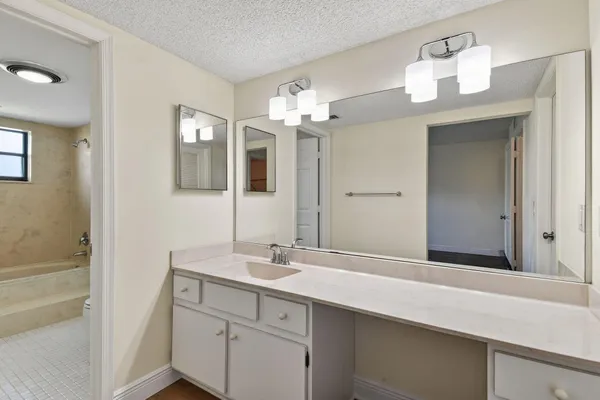 $539,000 | 17081 Waterbend Drive, Unit 128, Jupiter, FL 33477