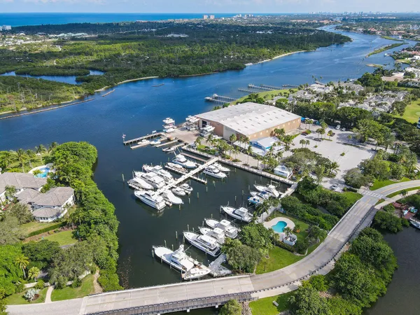 $539,000 | 17081 Waterbend Drive, Unit 128, Jupiter, FL 33477