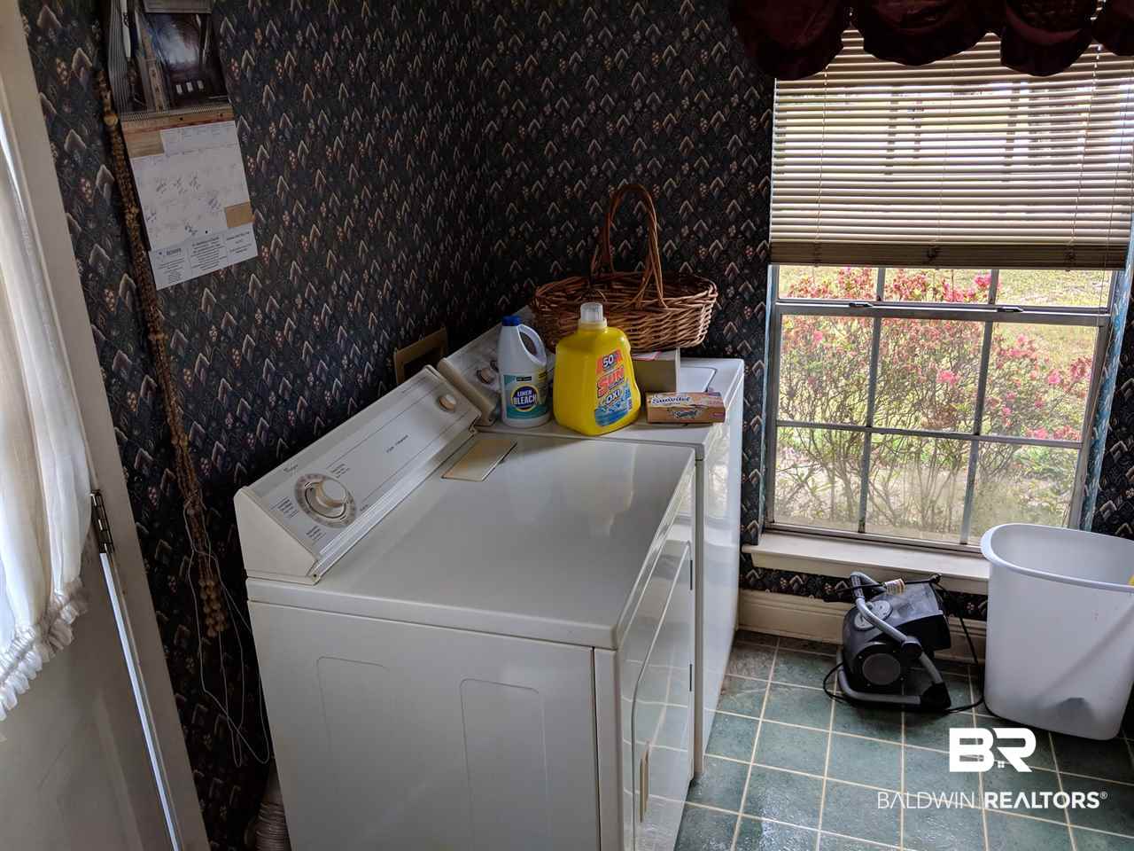 6329 Medearis Court Mobile, AL 36693 - Photo 11 of 13