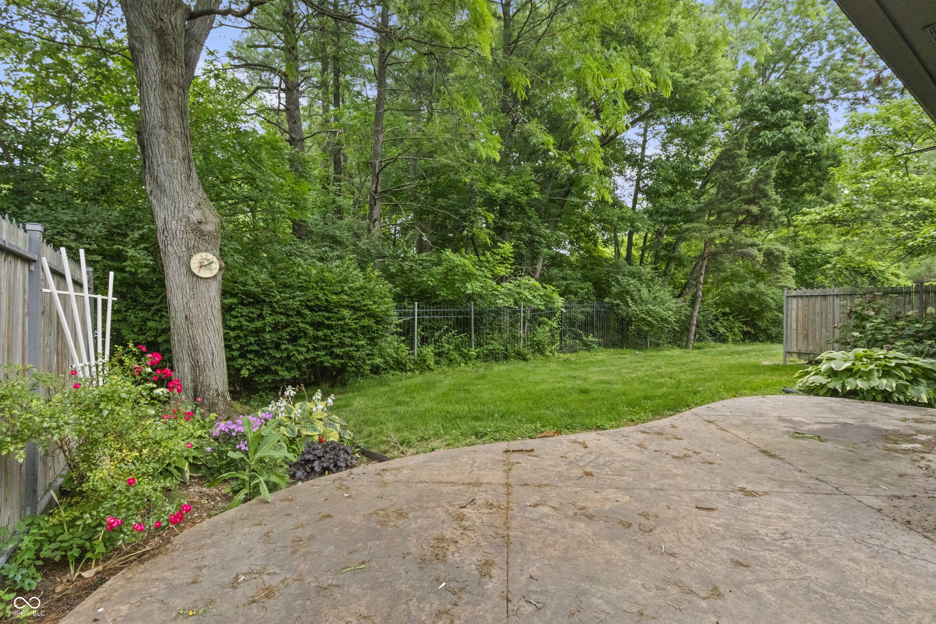 5409 Greenwillow Road Indianapolis, IN 46226 - Photo 40 of 47
