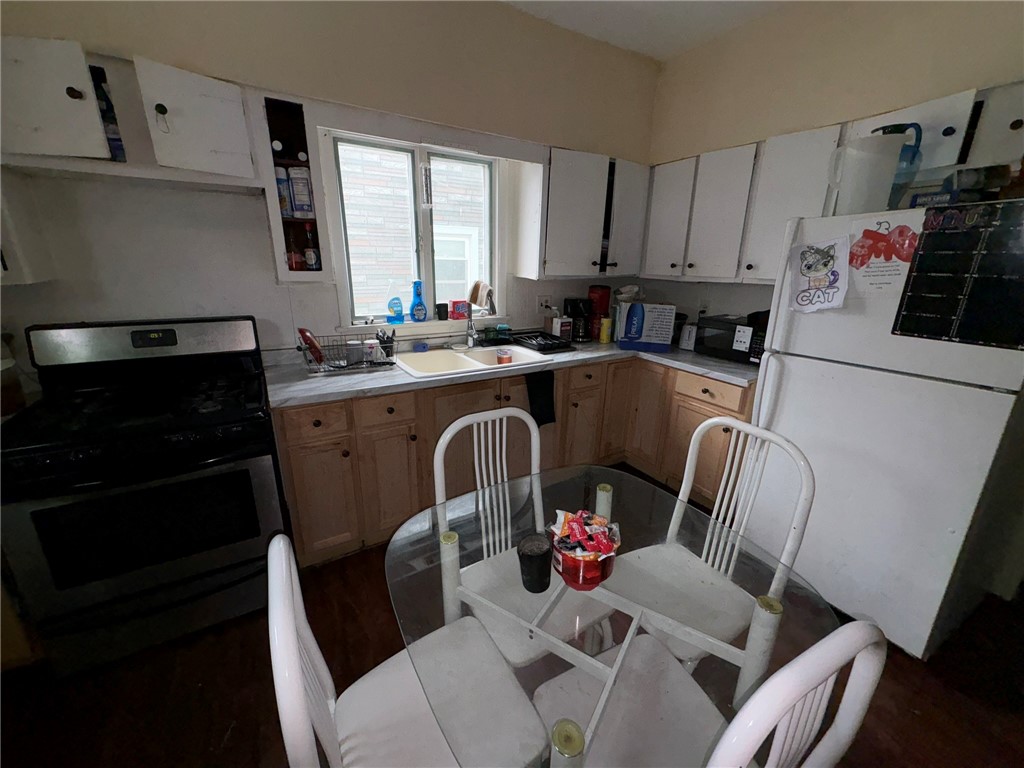 64 Cameron Street Rochester, NY 14606 - Photo 13 of 27