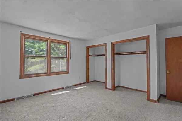 $3,000 | 125 Lewis Farm Road, Coventry, RI 02827