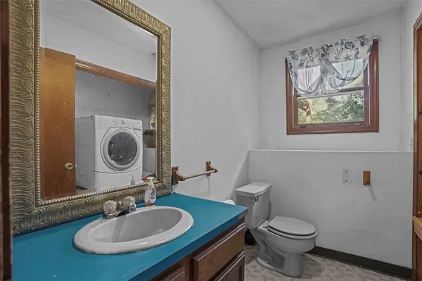 $3,000 | 125 Lewis Farm Road, Coventry, RI 02827