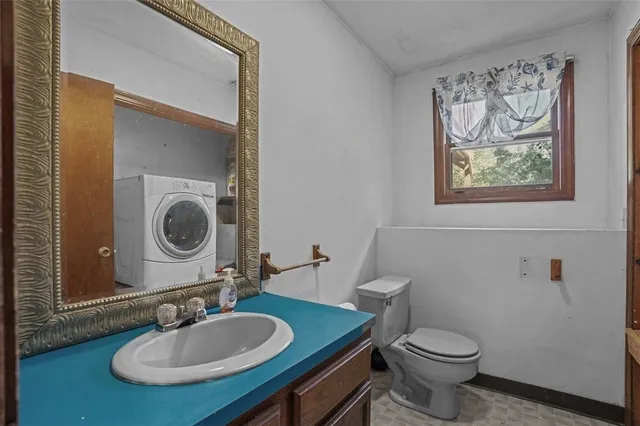 $3,000 | 125 Lewis Farm Road, Coventry, RI 02827