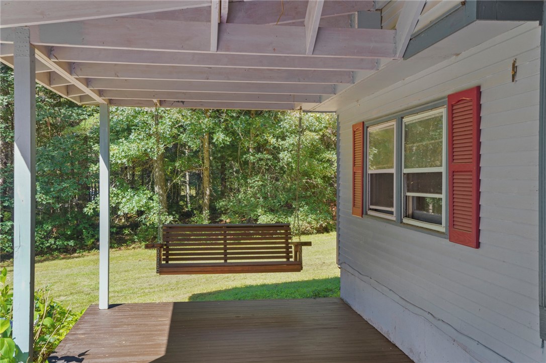 125 Lewis Farm Road Coventry, RI 02827 - Photo 3 of 50