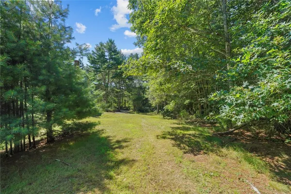 $3,000 | 125 Lewis Farm Road, Coventry, RI 02827
