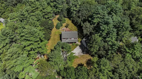 $3,000 | 125 Lewis Farm Road, Coventry, RI 02827