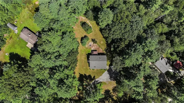 $3,000 | 125 Lewis Farm Road, Coventry, RI 02827