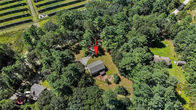 $3,000 | 125 Lewis Farm Road, Coventry, RI 02827