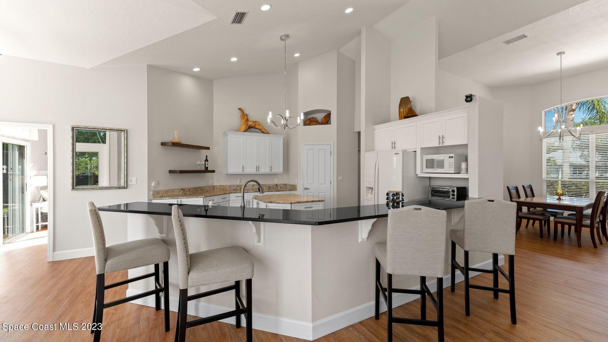 302 Sandhurst Drive Melbourne, FL 32940 - Photo 14 of 69 Kitchen