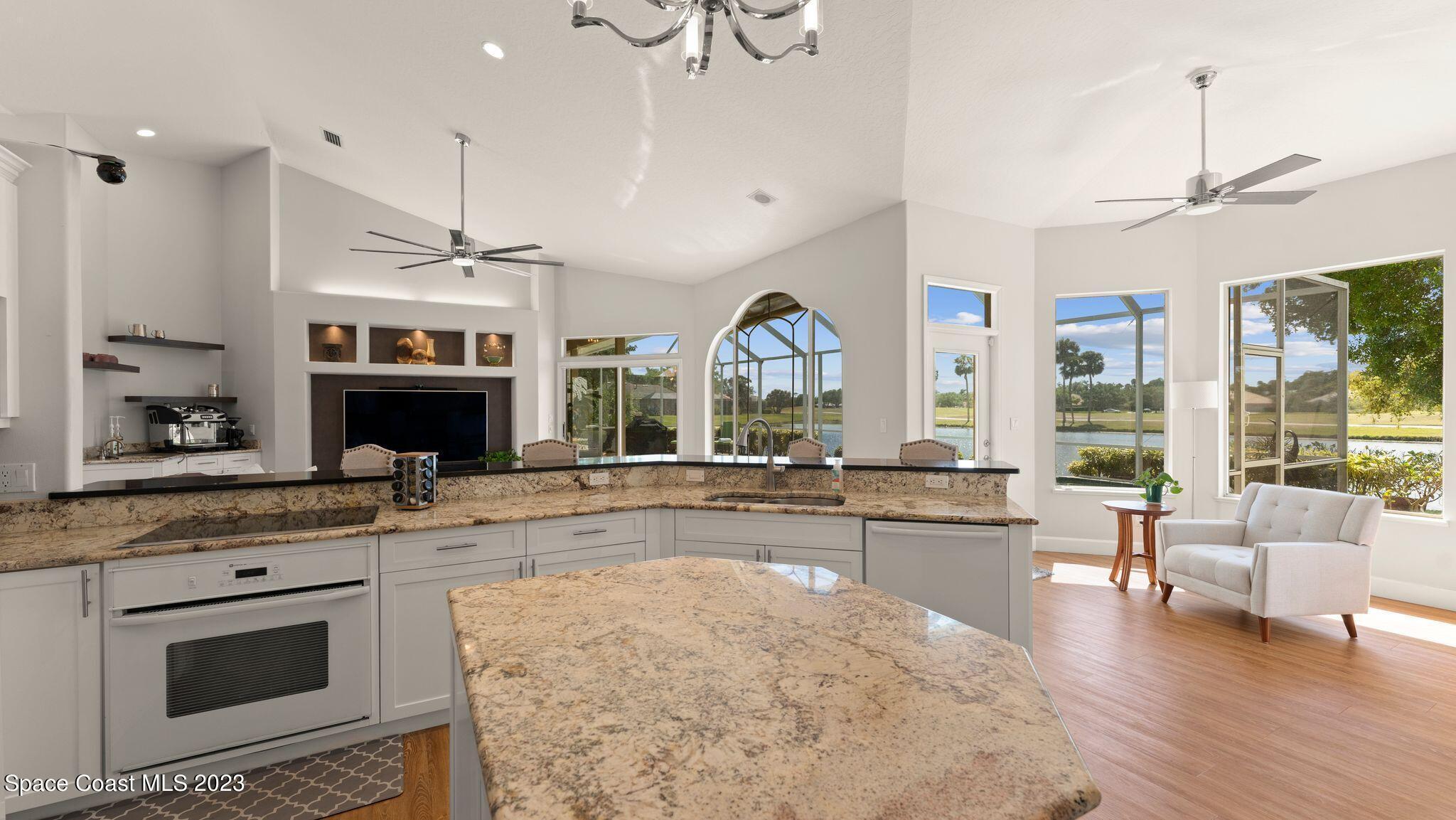 302 Sandhurst Drive Melbourne, FL 32940 - Photo 19 of 69 Kitchen