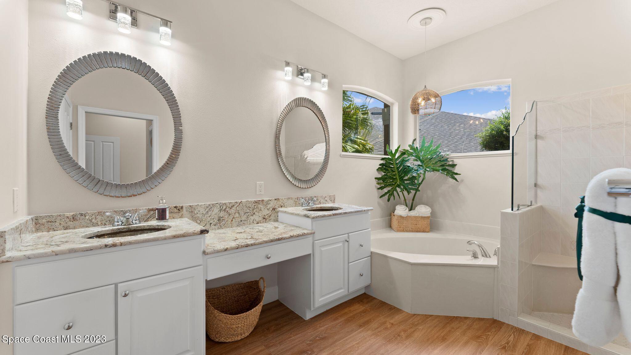 302 Sandhurst Drive Melbourne, FL 32940 - Photo 35 of 69 Master Bath