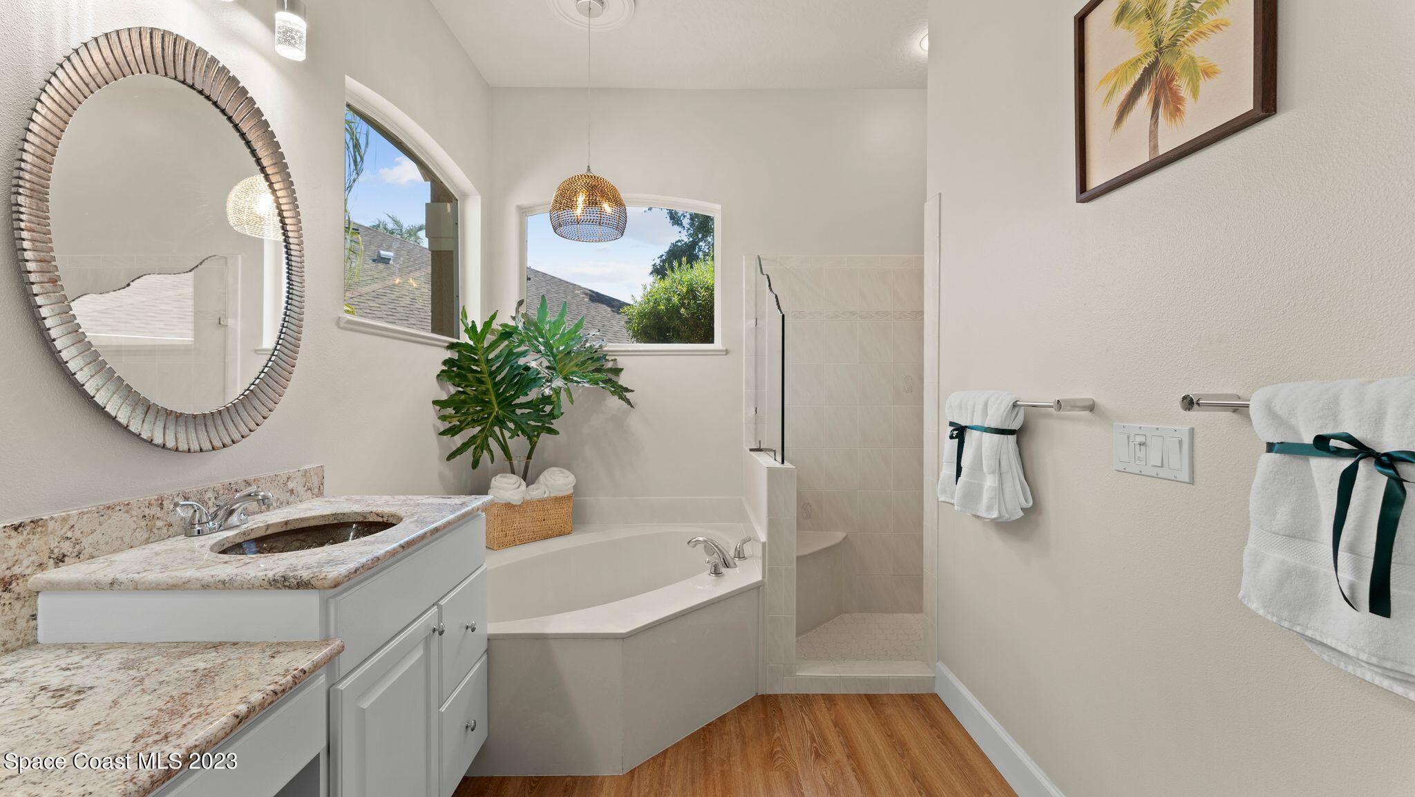 302 Sandhurst Drive Melbourne, FL 32940 - Photo 36 of 69 Master Bath