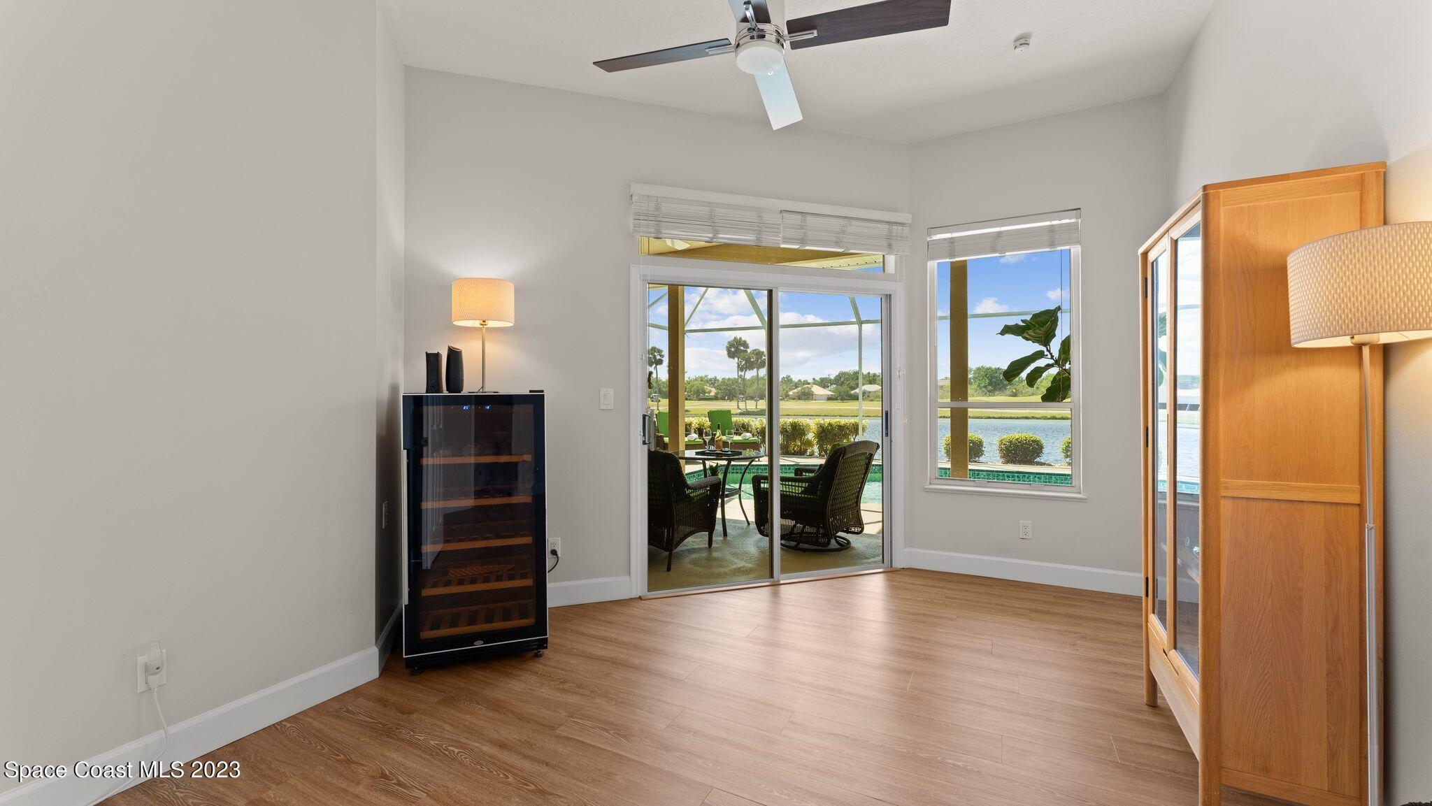 302 Sandhurst Drive Melbourne, FL 32940 - Photo 37 of 69 Office/Bar area