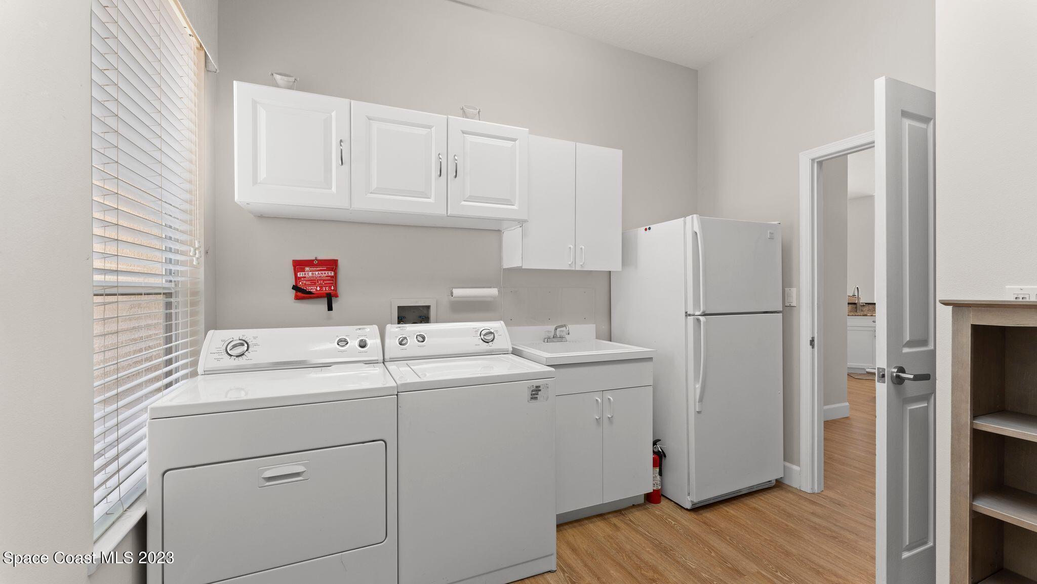 302 Sandhurst Drive Melbourne, FL 32940 - Photo 49 of 69 Laundry