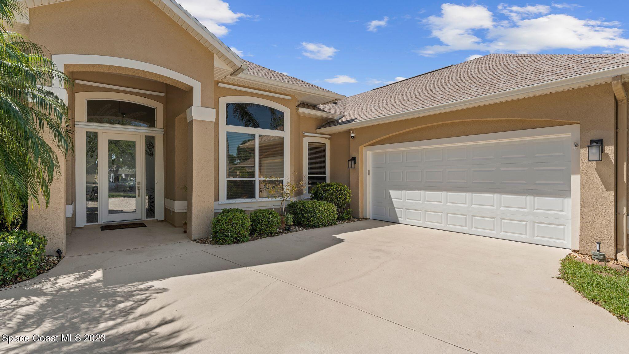 302 Sandhurst Drive Melbourne, FL 32940 - Photo 8 of 69 Front Exterior