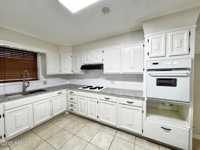 $239,000 | 1102 Jenkins Avenue, Crowley, LA 70526