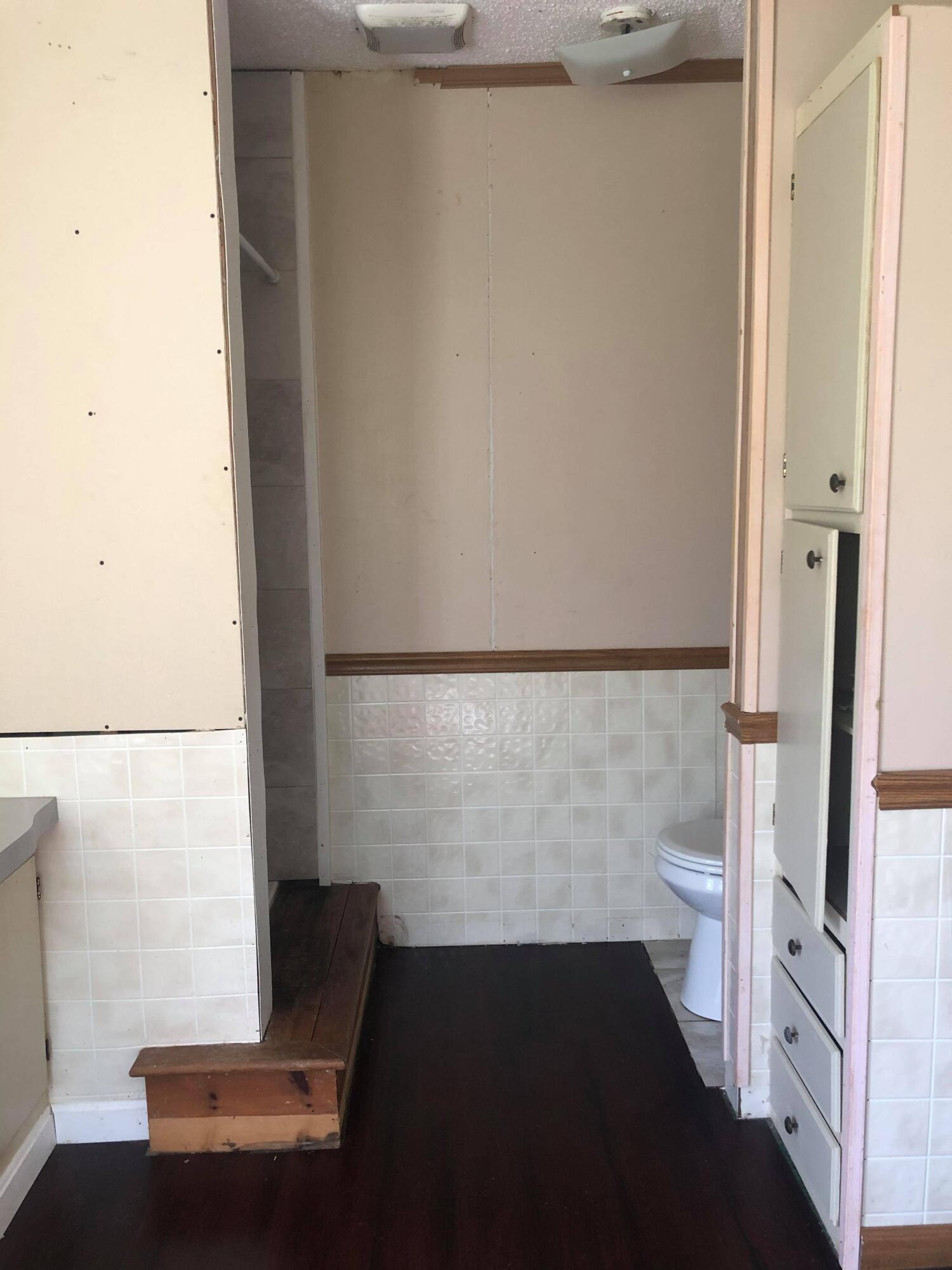 177 Birmingham Road Augusta, ME 04330 - Photo 18 of 26 Master Bath 1