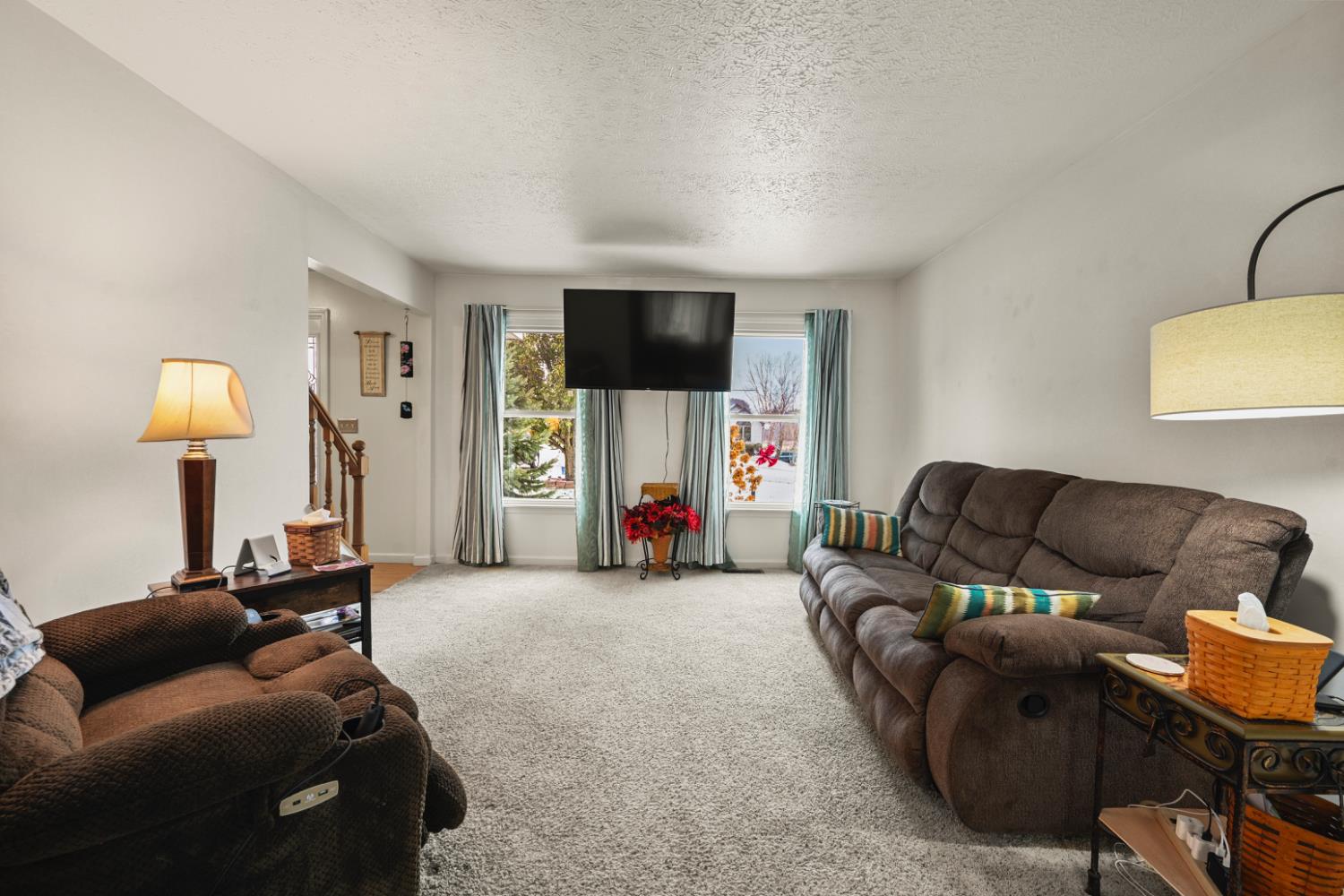 526 Hellers Trail Milan, IN 47031 - Photo 11 of 51 Living room