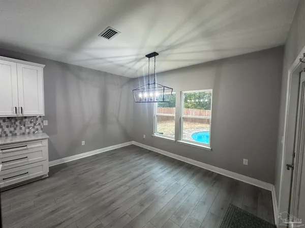 $2,500 | 4745 Dupont Circle, Pace, FL 32571