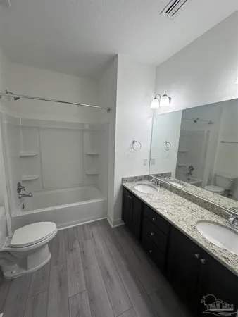 $2,500 | 4745 Dupont Circle, Pace, FL 32571