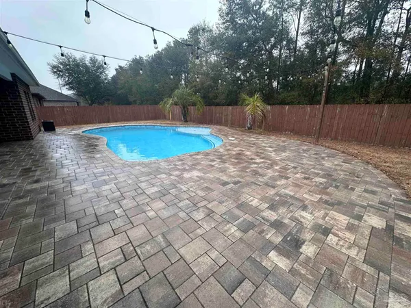 $2,500 | 4745 Dupont Circle, Pace, FL 32571