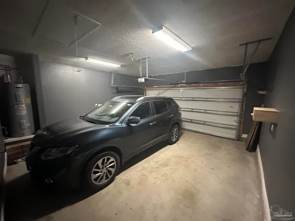 $2,500 | 4745 Dupont Circle, Pace, FL 32571