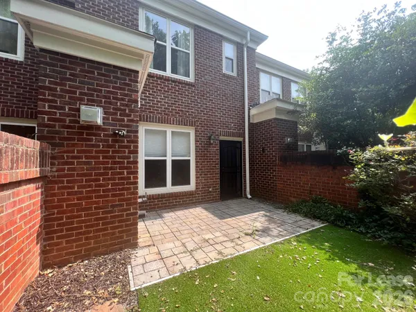 $1,675 | 819 Northeast Drive, Unit 69, Davidson, NC 28036