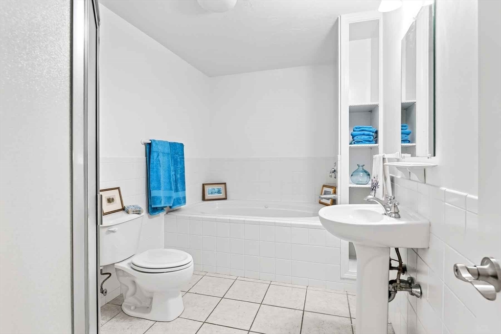 16 Gold Leaf Lane, Unit 16 Mashpee, MA 02649 - Photo 15 of 34