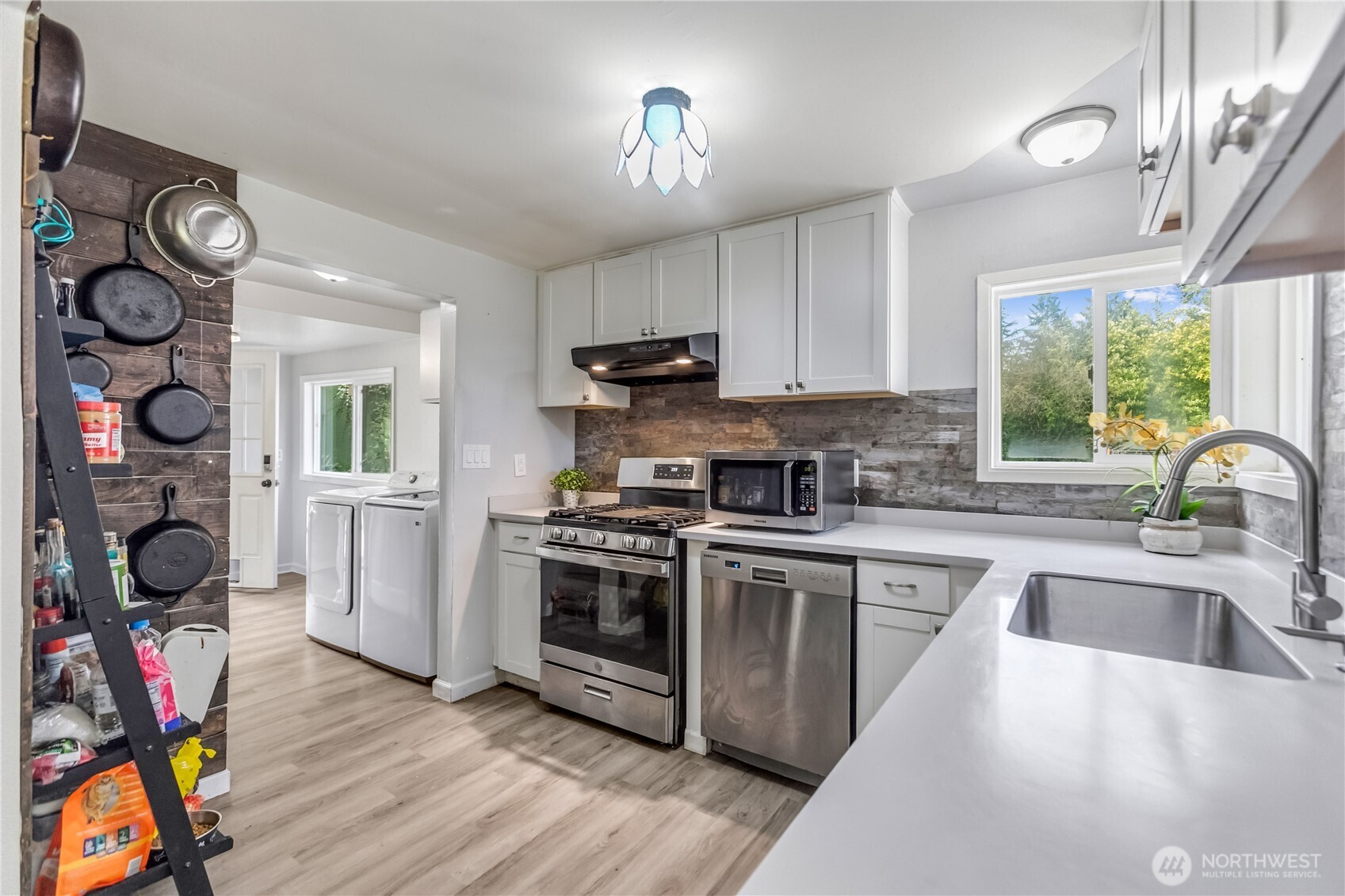 2457 Rocky Point Road Northwest Bremerton, WA 98312 - Photo 19 of 31