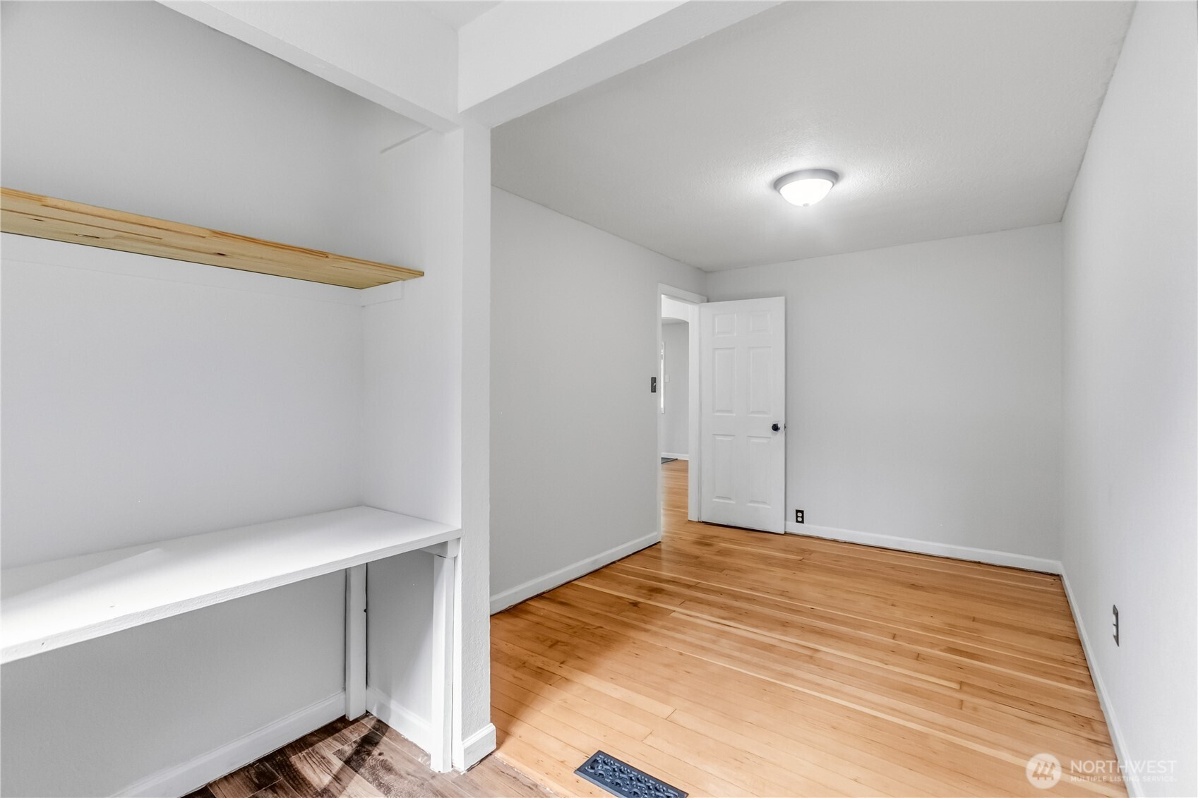 2457 Rocky Point Road Northwest Bremerton, WA 98312 - Photo 24 of 31